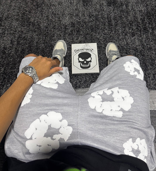 SHORT DENIM TEARS GREY